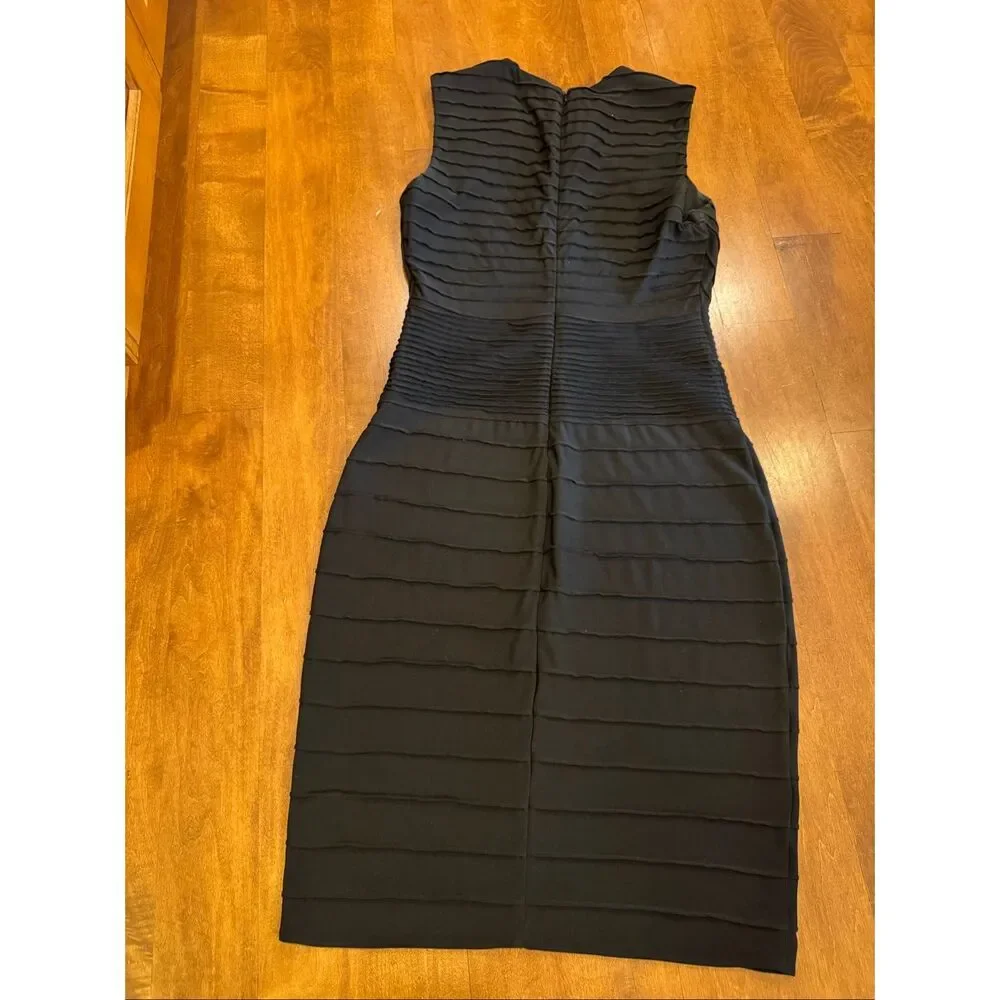 Calvin Klein Womens Size 2 Black Sheath Dress Textured Pleated Sleeveless Cockta - Picture 3 of 7